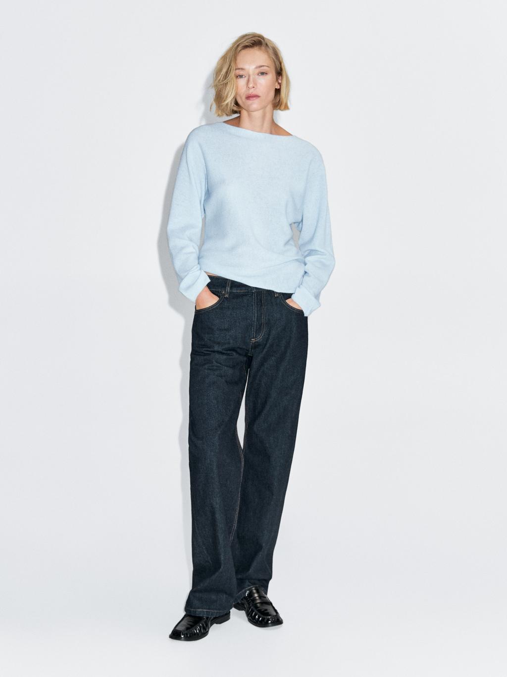 Boat neck knit sweater