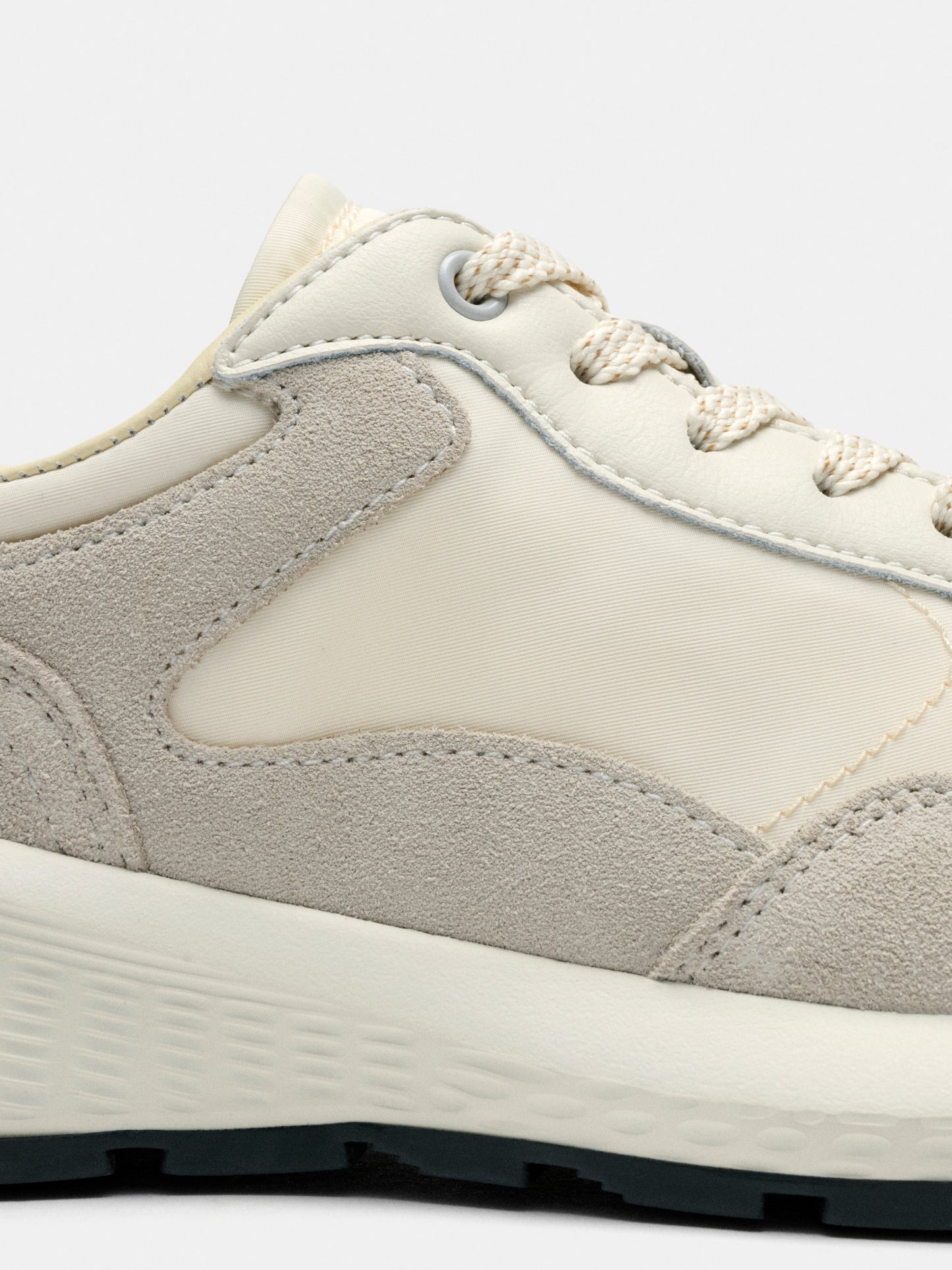 City MKII White